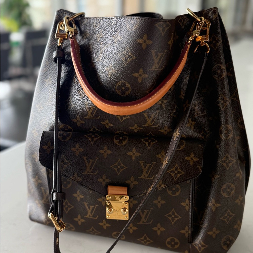 Louis Vuitton Black and Brown Monogram Shoulder Bag